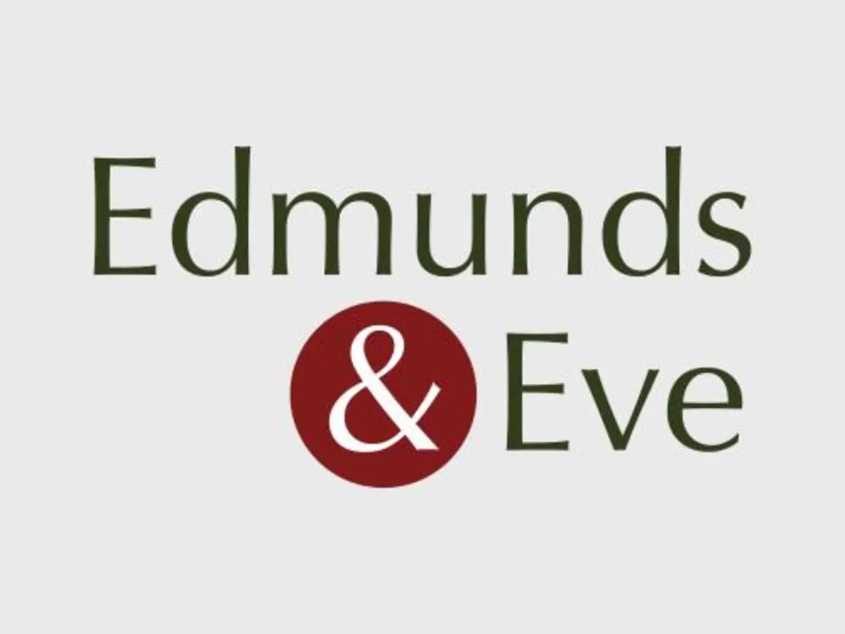 Edmunds And Eve Brand Identity